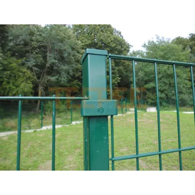 Úchyt plast 40x60mm PVC-zelený